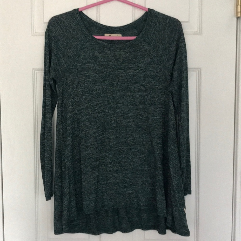 Long sleeve tee